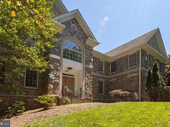 7009 Persimmon Tree Road