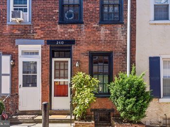 2410 Manning Street