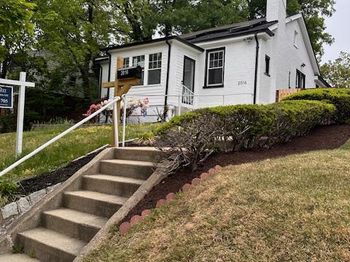 2016 32nd Street SE