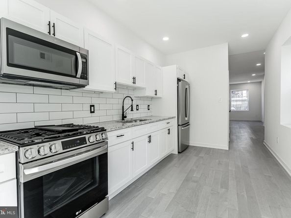 912 N 30TH Street, Philadelphia PA 19130