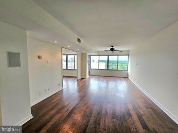 5340 Holmes Run Parkway