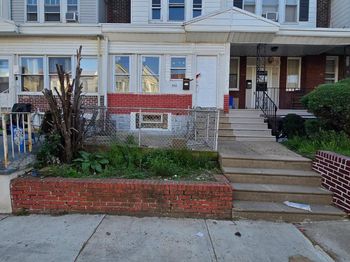 554 E Carver Street