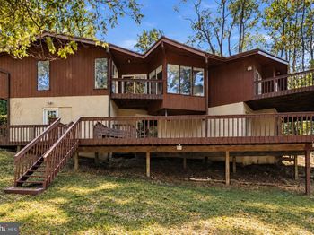 2367 Pheasant Hill Lane