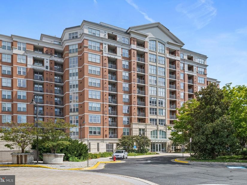 11770 Sunrise Valley 317, Reston VA 20191