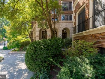 4514 Connecticut Avenue NW