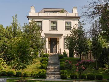 99 Observatory Circle NW