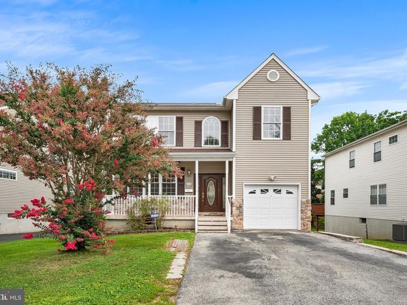 2541 Harding Avenue, Broomall PA 19008