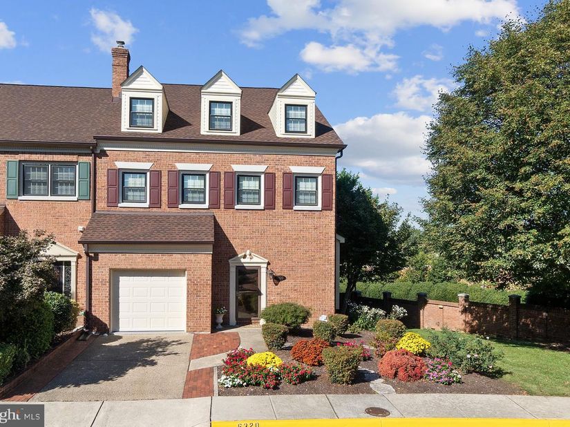 6320 Manchester Way, Alexandria VA 22304