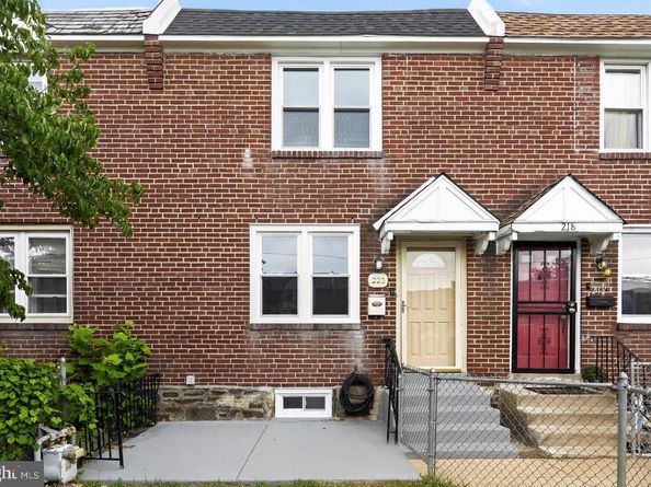 220 Weymouth Road, Darby PA 19023