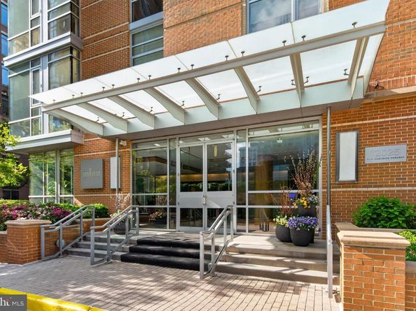 12025 New Dominion Parkway 304, Reston VA 20190