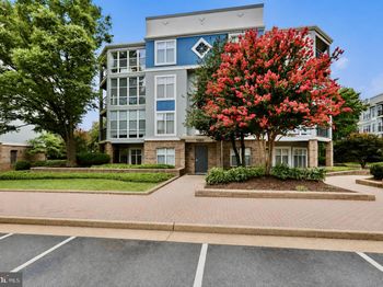 5565 Seminary Road