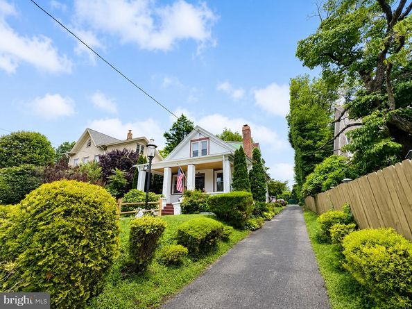 539 Hermit Street, Philadelphia PA 19128