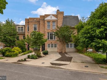 3745 1/2 NW Kanawha Street NW