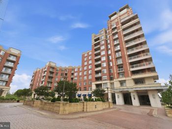 3600 S Glebe Road