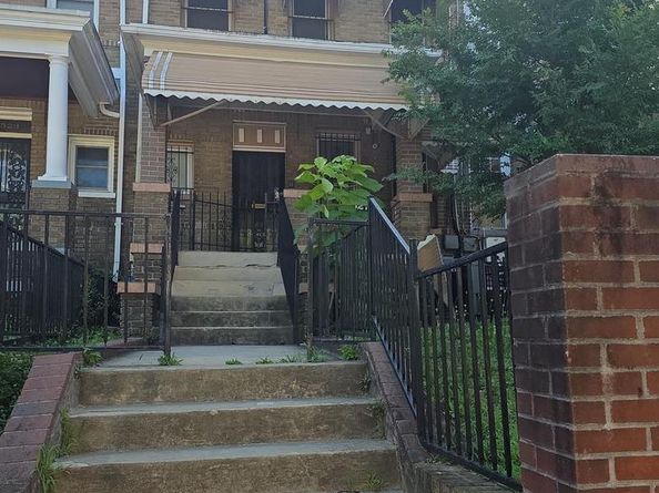 4527 9TH Street NW, Washington DC 20011