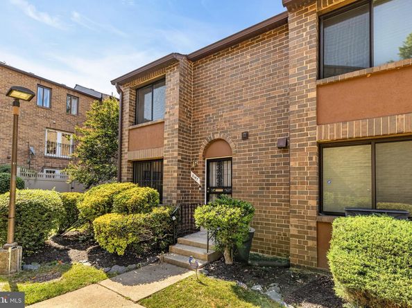 3157 Apple Road NE 5, Washington DC 20018