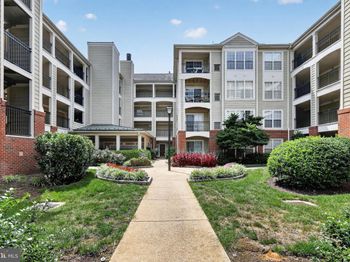 1100 Quaker Hill Drive
