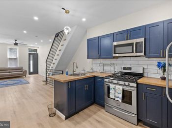 2442 N 13TH Street