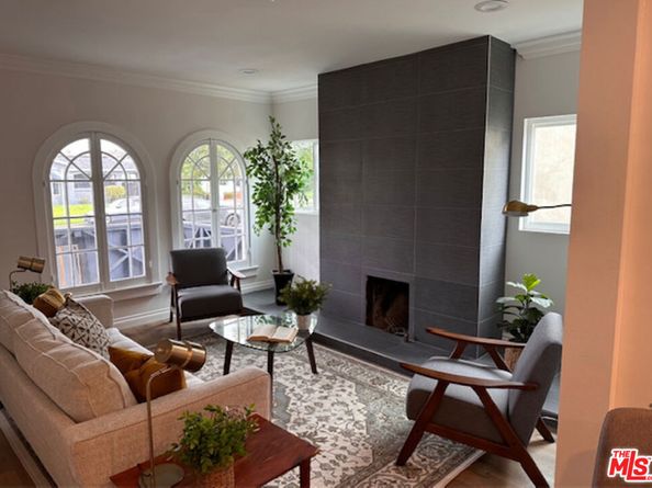 7707 La Salle Avenue, Los Angeles CA 90047