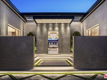 145 N Mapleton Drive