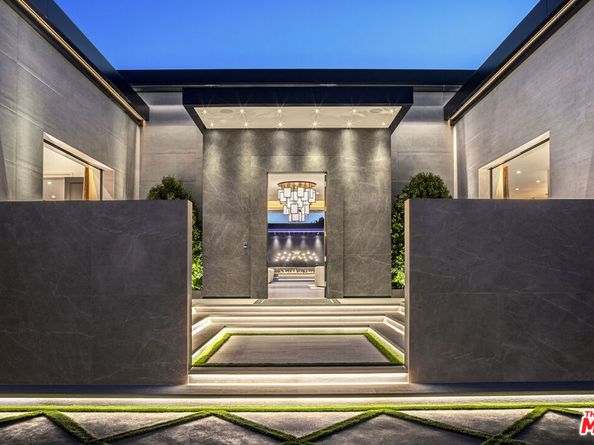 145 N Mapleton Drive, Los Angeles CA 90077