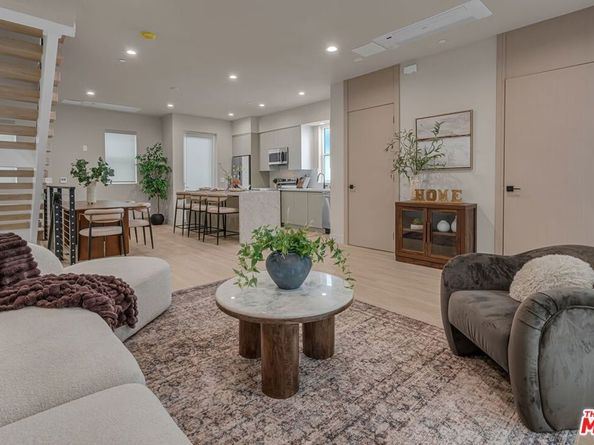 127 Plymouth Street, Inglewood CA 90302