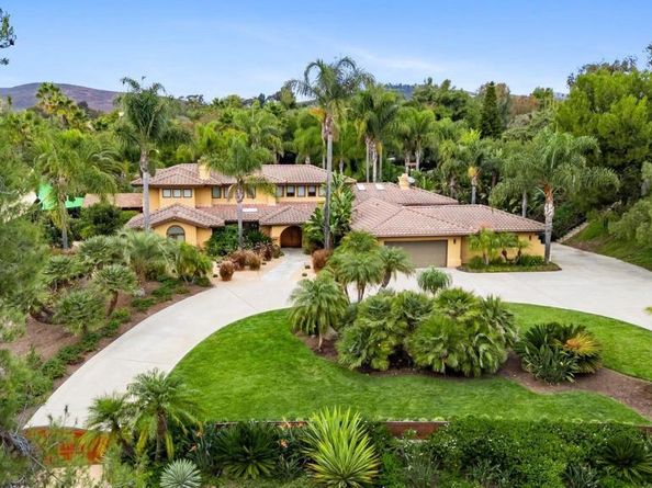 3369 Rocking Horse Cir, Encinitas CA 92024