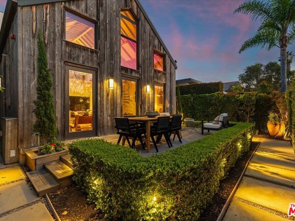 752 Palms Boulevard, Venice CA 90291