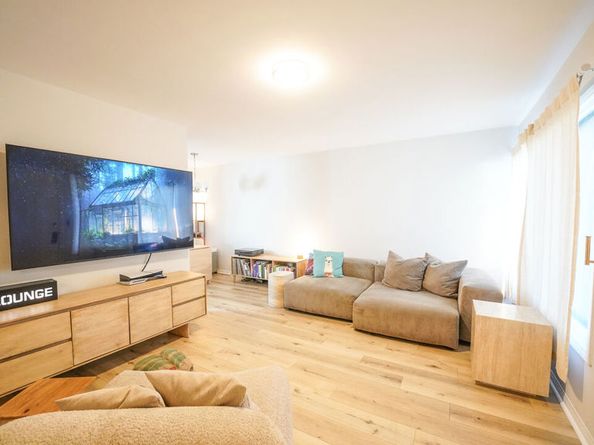 2033 Euclid Street 7, Santa Monica CA 90405