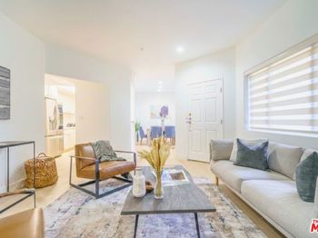 861 S Windsor Boulevard