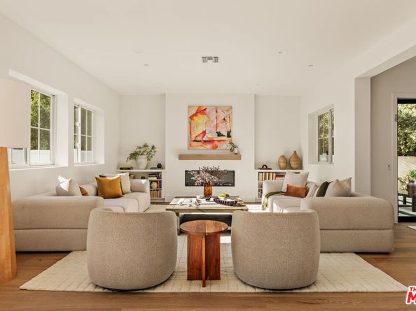 5109 Genesta Avenue, Encino CA 91316