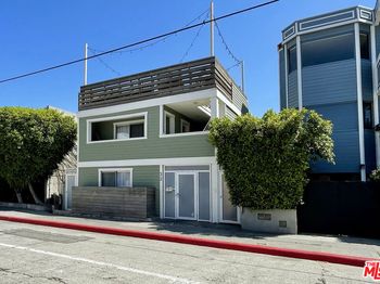 32 N Venice Boulevard