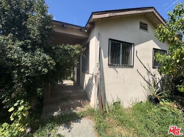 1433 W 96th Street, Los Angeles CA 90047