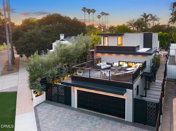 10747 Valleyheart Drive, Studio City CA 91604
