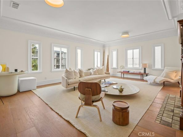 320 S Kingsley, Los Angeles CA 90020