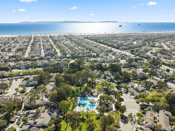 7012 Little Harbor, Huntington Beach CA 92648