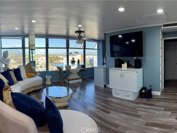 100 Atlantic Avenue 1012, Long Beach CA 90802