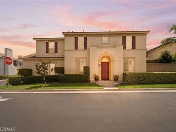 1032 E Van Gorden