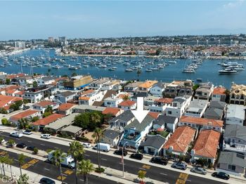 1324 W Balboa Boulevard