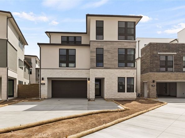 204 Stage, Irvine CA 92618