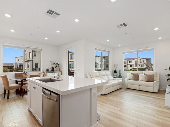 510 Bluegrass Way, Rancho Mission Viejo CA 92694