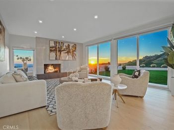 2717 N Mountain Avenue