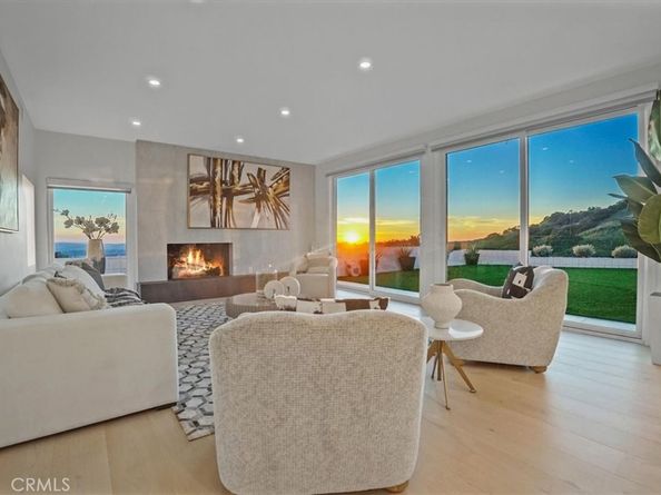 2717 N Mountain Avenue, Claremont CA 91711