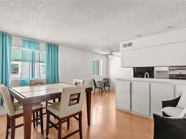 9740 Sepulveda Boulevard 20, North Hills CA 91343