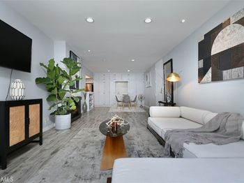 1351 N Crescent Heights Boulevard