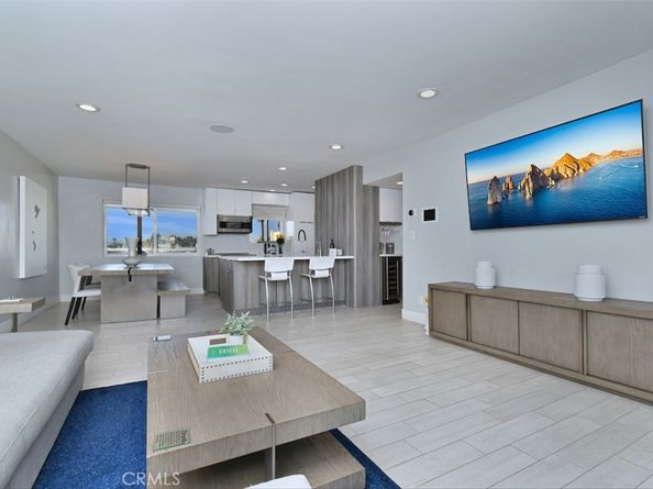 13543 Moorpark Street 15, Sherman Oaks CA 91423