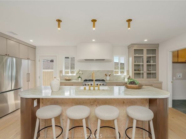 6150 Wooster Avenue, Los Angeles CA 90056