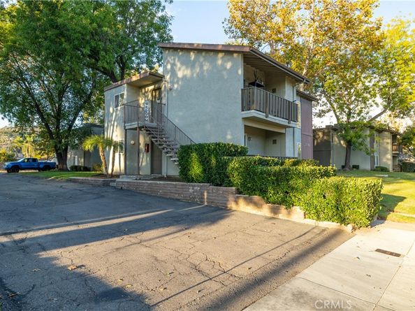 2536 White Oak 2, Escondido CA 92027