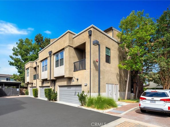 561 W Maple Avenue, Orange CA 92868