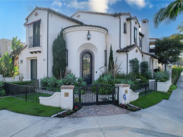 1119 Pine, Huntington Beach CA 92648